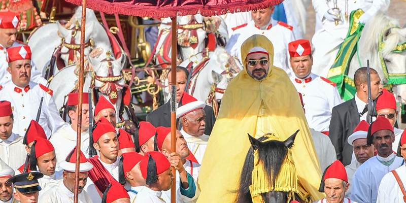 Célébration du 25ème anniversaire du Trône : SM le Roi préside la cérémonie d'allégeance à Tétouan