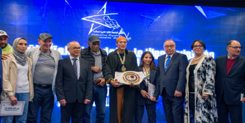 Boxe : la championne du monde Khadija El Mardi honorée