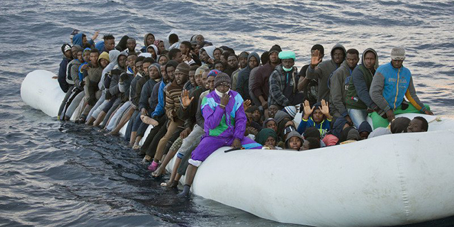 La Marine royale secourt 56 migrants 