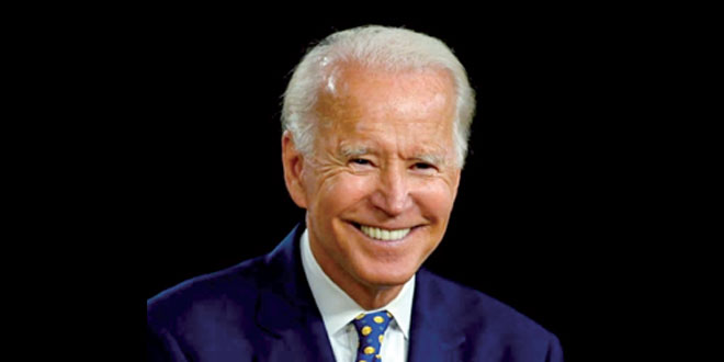 Biden annule cinq milliards de dollars de dette étudiante aux États-Unis