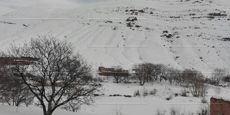 VIDEO/ Haut-Atlas : La neige couvre Douar Ait Attou Moussa